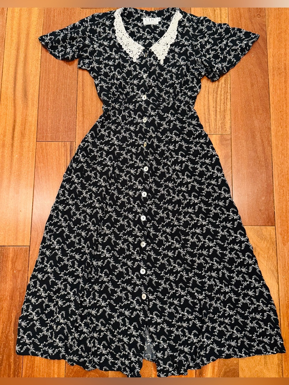 Vintage 90s CDC Caren Desiree Floral Lace Collar Midi Dress Size 8